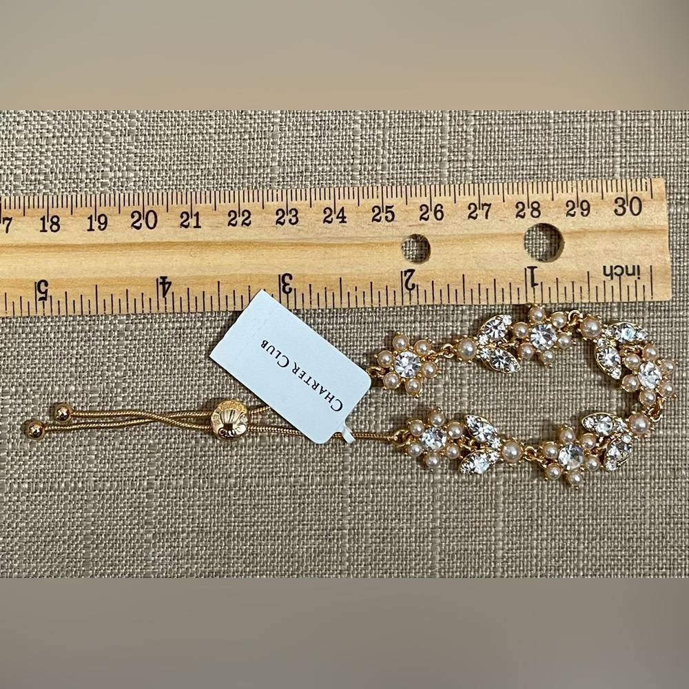 Gold-Tone Crystal & Imitation Pearl
Flower Slider Bracelet - Picture 11 of 12